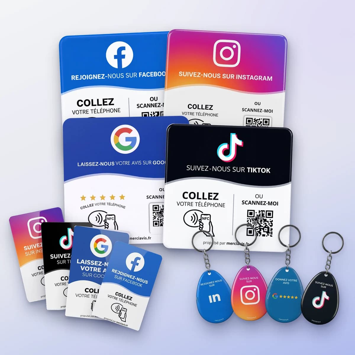 Plaques, cartes et porte-clés NFC MerciAvis : modèles Google, Instagram, Facebook, TikTok et LinkedIn